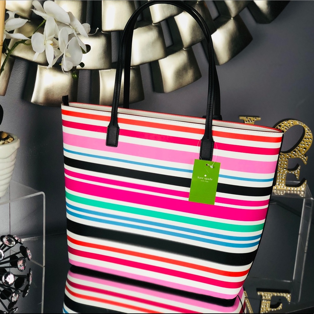 ✨LAST DAY SALE Kate Spade Karla Beech Street Tote - Picture 3 of 6